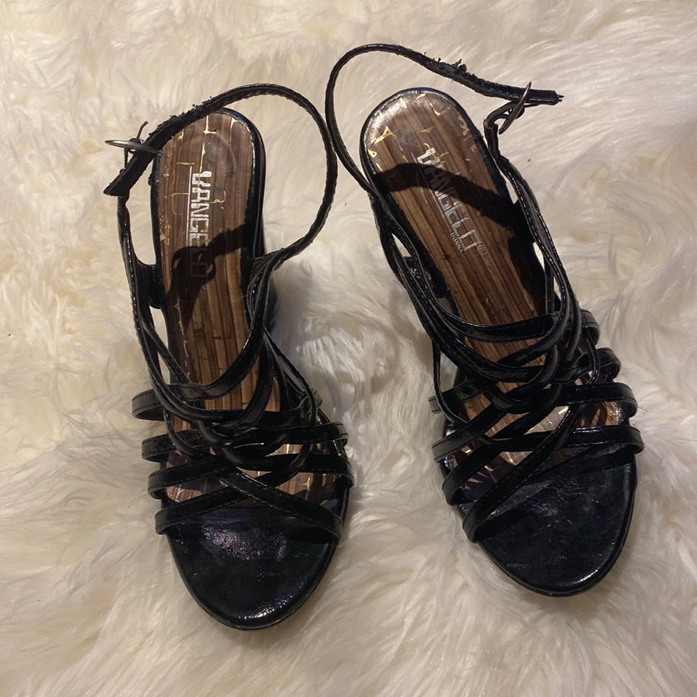 Vangelo Wedge Strappy Black Sandals Size 5